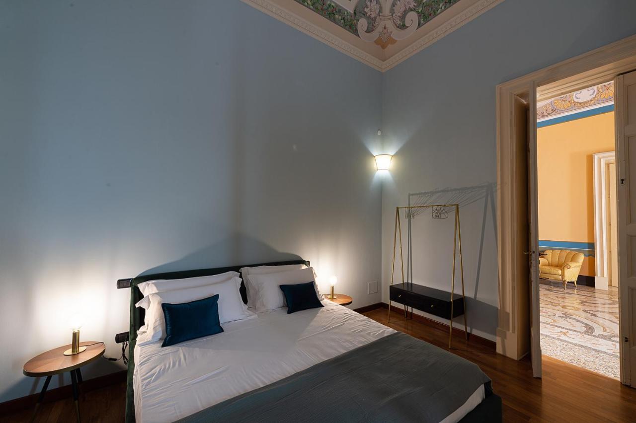 Palazzo Francesco Grassi Bed & Breakfast Aradeo Bagian luar foto